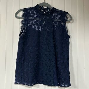 BB Dakota lace sleeveless top